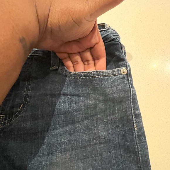 Levi’s Women’s 26 Mid Length Blue Shorts Jean Denim - Picture 9 of 11